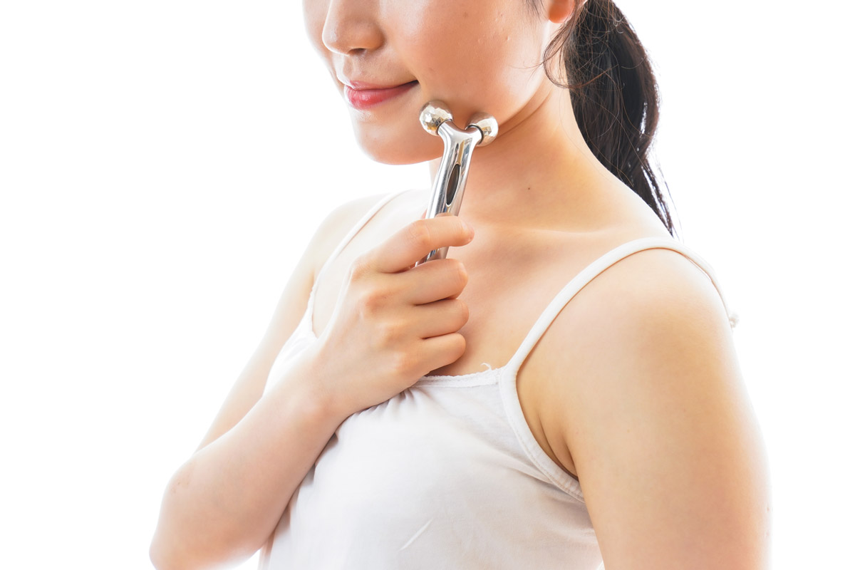 自力の引き締めは逆効果?マッサージや美顔器の落とし穴